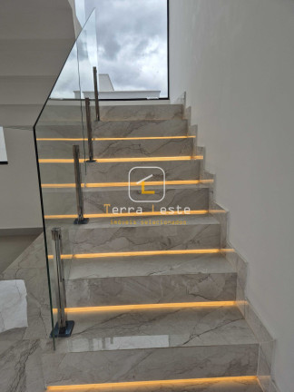 Imagem Casa com 4 Quartos à Venda, 400 m² em Villa Des Lacs - Nova Lima Imagem Casa com 4 Quartos à Venda, 400 m² em Villa Des Lacs - Nova Lima