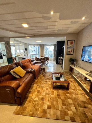 Imagem Apartamento com 3 Quartos à Venda, 120 m² em Centro - Balneário Camboriú