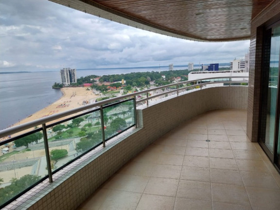 Imóvel com 3 Quartos à Venda, 185 m² em Ponta Negra - Manaus
