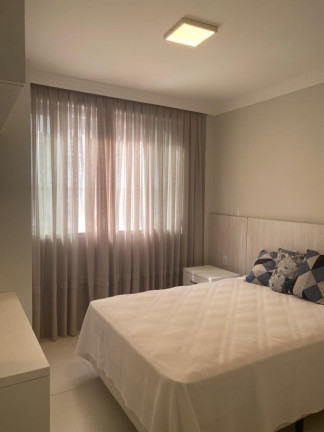 Imagem Apartamento com 2 Quartos à Venda, 60 m² em Centro - Balneário Camboriú
