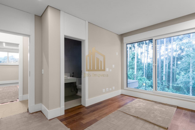 Imagem Casa com 3 Quartos à Venda, 300 m² em Santa Felicidade - Curitiba Imagem Casa com 3 Quartos à Venda, 300 m² em Santa Felicidade - Curitiba