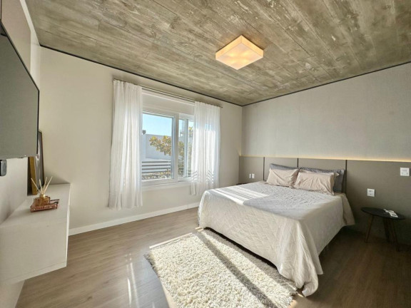 Imagem Casa com 3 Quartos à Venda,  em -- - Xangri-la