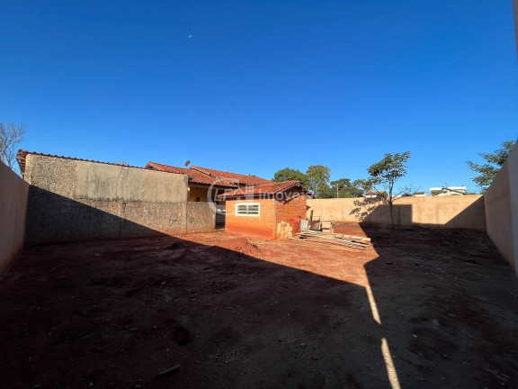 Imagem Casa com 3 Quartos à Venda, 207 m² em Vila Morumbi - Campo Grande Imagem Casa com 3 Quartos à Venda, 207 m² em Vila Morumbi - Campo Grande