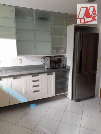 Imagem Apartamento com 4 Quartos à Venda, 191 m² em Rio Branco - Porto Alegre Imagem Apartamento com 4 Quartos à Venda, 191 m² em Rio Branco - Porto Alegre