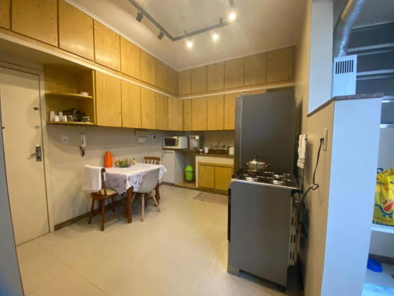 Imagem Apartamento com 3 Quartos à Venda, 154 m² em Copacabana - Rio De Janeiro Imagem Apartamento com 3 Quartos à Venda, 154 m² em Copacabana - Rio De Janeiro