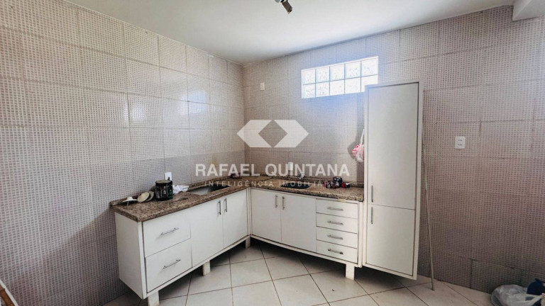 Imagem Casa com 2 Quartos para Alugar, 199 m² em Sambaqui - Florianópolis