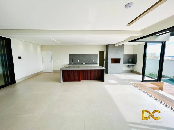 Imagem Casa de Condomínio com 4 Quartos à Venda, 385 m² em Santa Rosa - Cuiabá Imagem Casa de Condomínio com 4 Quartos à Venda, 385 m² em Santa Rosa - Cuiabá