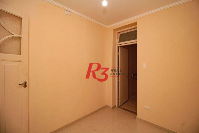 Imagem Casa com 4 Quartos à Venda ou Locação, 212 m² em Gonzaga - Santos Imagem Casa com 4 Quartos à Venda ou Locação, 212 m² em Gonzaga - Santos