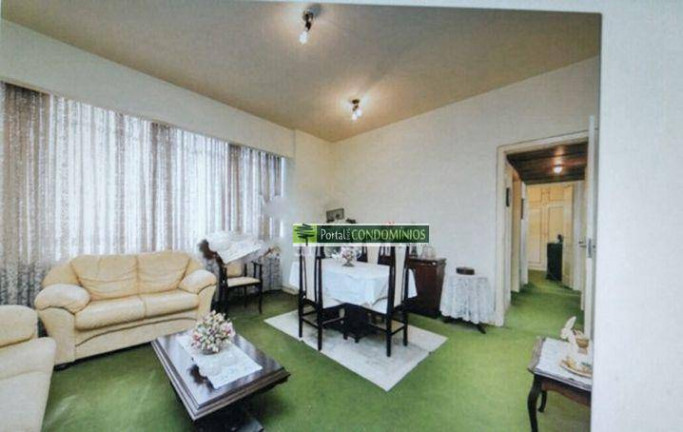 Imagem Apartamento com 3 Quartos à Venda, 130 m² em Centro - Curitiba