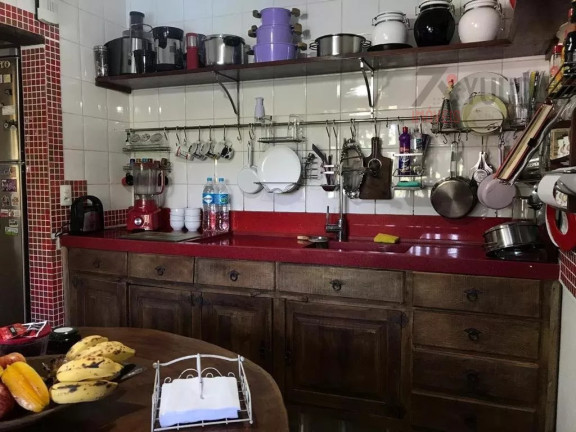 Imagem Casa com 2 Quartos à Venda, em Vila Suissa - Ribeirão Pires Imagem Casa com 2 Quartos à Venda, em Vila Suissa - Ribeirão Pires