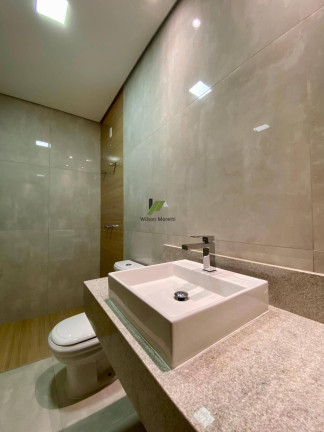 Imagem Casa de Condomínio com 3 Quartos à Venda, 250 m²