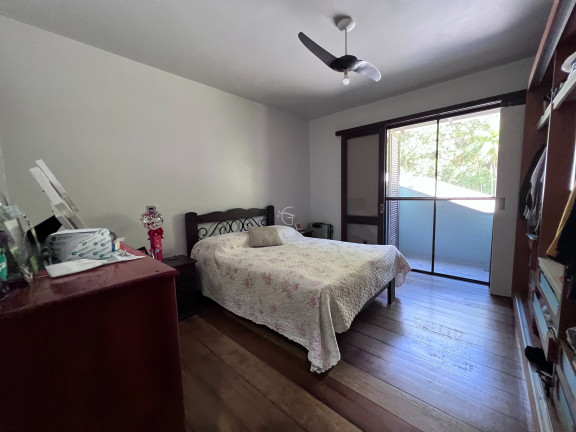 Imagem Casa com 4 Quartos à Venda, 109.000 m² em Pirabeiraba (pirabeiraba) - Joinville Imagem Casa com 4 Quartos à Venda, 109.000 m² em Pirabeiraba (pirabeiraba) - Joinville