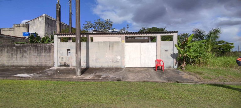 Imagem Casa com 3 Quartos à Venda, 250 m² em Estância São José - Peruíbe Imagem Casa com 3 Quartos à Venda, 250 m² em Estância São José - Peruíbe