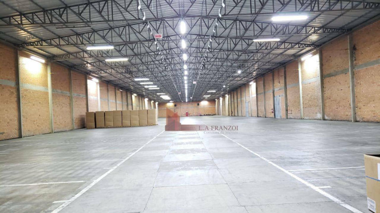 Imagem Galpão para Alugar, 4.600 m² em Quilômetro Doze - Itajaí Imagem Galpão para Alugar, 4.600 m² em Quilômetro Doze - Itajaí