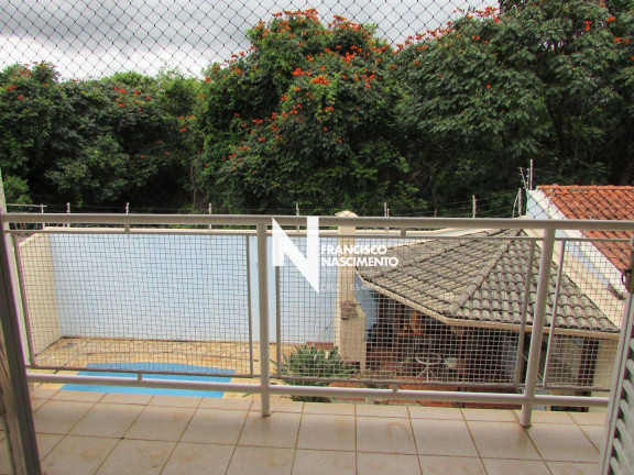 Imagem Sobrado com 4 Quartos à Venda, 335 m² em Cidade Universitária - Campinas