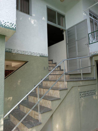 Imagem Sobrado com 3 Quartos à Venda, 185 m² em São Vicente - Itajaí Imagem Sobrado com 3 Quartos à Venda, 185 m² em São Vicente - Itajaí