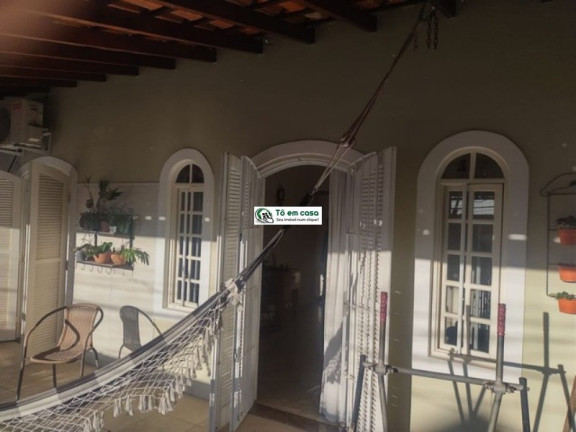 Imagem Casa com 4 Quartos à Venda, 230 m² em Bosque Dos Eucaliptos - São José Dos Campos