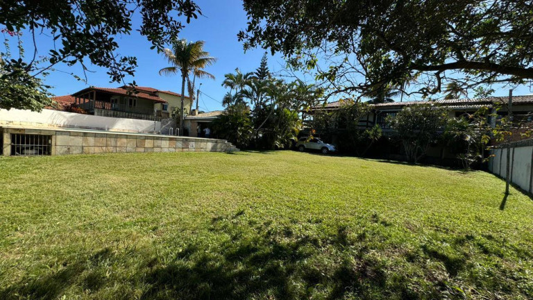 Imagem Casa com 5 Quartos para Alugar, 300 m² em Coqueiral - Araruama Imagem Casa com 5 Quartos para Alugar, 300 m² em Coqueiral - Araruama