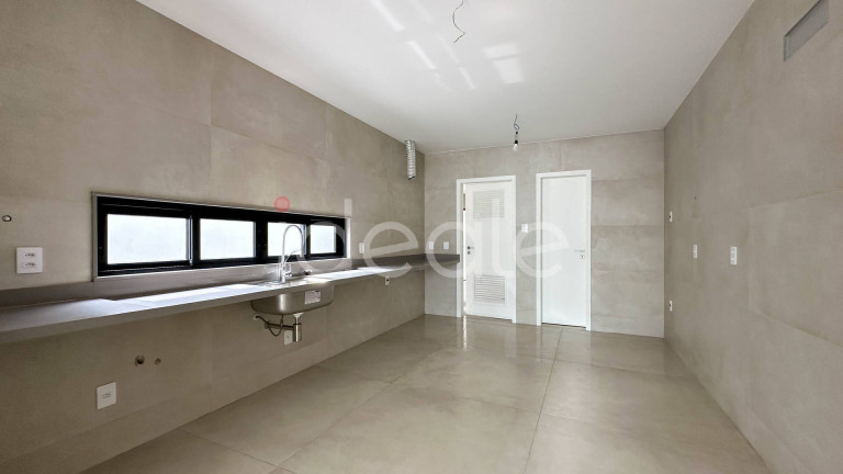 Imagem Casa de Condomínio com 5 Quartos à Venda,  em Barra Da Tijuca - Rio De Janeiro