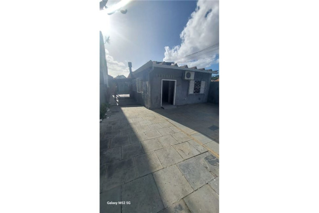 Imagem Casa com 3 Quartos à Venda, 280 m² em Partenon - Porto Alegre Imagem Casa com 3 Quartos à Venda, 280 m² em Partenon - Porto Alegre