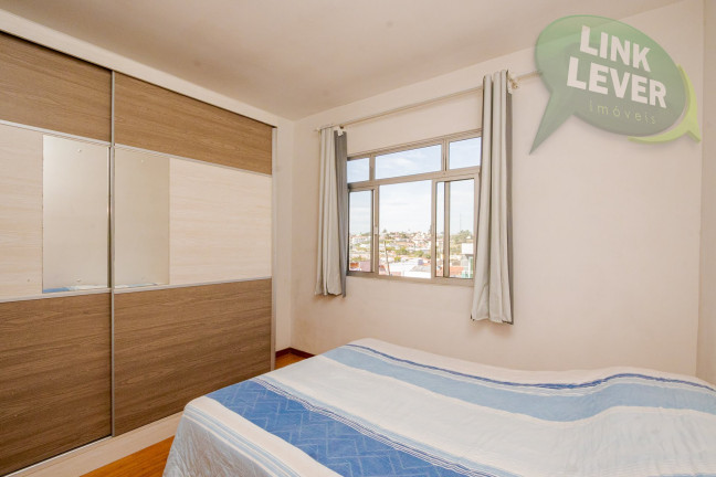 Imagem Casa de Condomínio com 3 Quartos à Venda, 91 m² em Santa Cândida - Curitiba