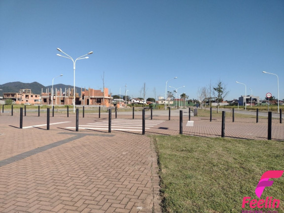 Imagem Casa com 3 Quartos à Venda, 140 m² em Campeche - Florianópolis Imagem Casa com 3 Quartos à Venda, 140 m² em Campeche - Florianópolis