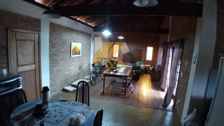Imagem Casa com 3 Quartos à Venda, 300 m² em Vila Suissa - Mogi Das Cruzes Imagem Casa com 3 Quartos à Venda, 300 m² em Vila Suissa - Mogi Das Cruzes