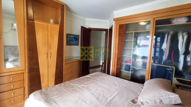Imagem Casa com 3 Quartos à Venda, 335 m² em Canto Grande - Bombinhas Imagem Casa com 3 Quartos à Venda, 335 m² em Canto Grande - Bombinhas