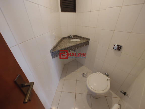 Imagem Apartamento com 4 Quartos à Venda, 295 m² em Centro - Florianópolis Imagem Apartamento com 4 Quartos à Venda, 295 m² em Centro - Florianópolis