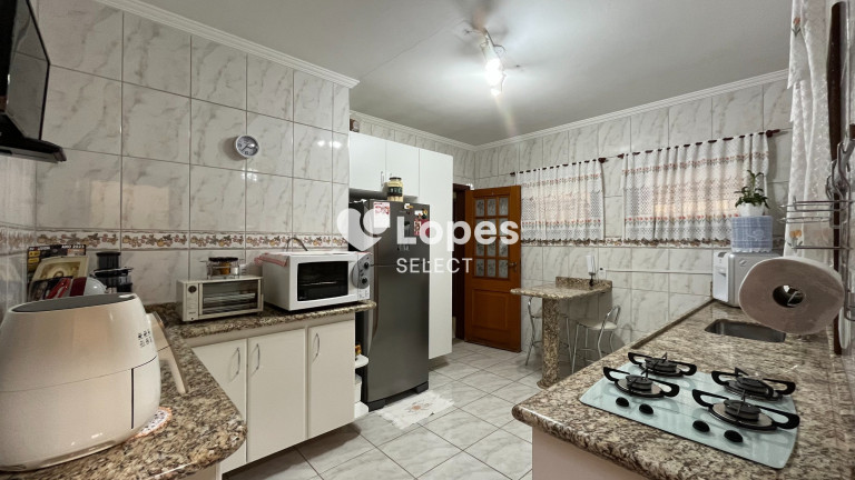 Imagem Casa com 3 Quartos à Venda, 190 m² em Santo Antônio - Louveira Imagem Casa com 3 Quartos à Venda, 190 m² em Santo Antônio - Louveira