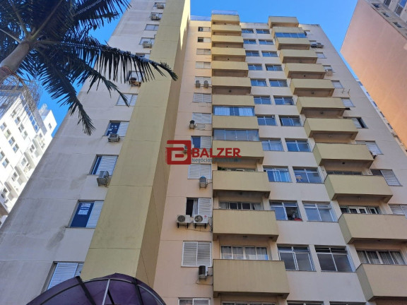 Imagem Apartamento com 1 Quarto à Venda, 66 m² em Centro - Florianópolis Imagem Apartamento com 1 Quarto à Venda, 66 m² em Centro - Florianópolis