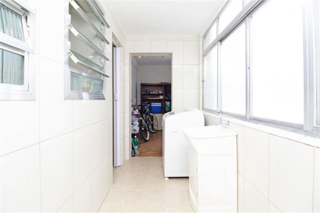 Imagem Imóvel com 3 Quartos à Venda, 92 m² em Santana - Porto Alegre Imagem Imóvel com 3 Quartos à Venda, 92 m² em Santana - Porto Alegre