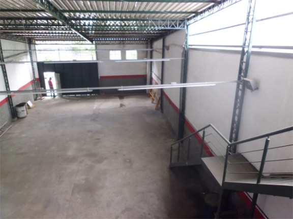 Imagem Galpão à Venda, 300 m² em Jd. Marcondes - Jacareí Imagem Galpão à Venda, 300 m² em Jd. Marcondes - Jacareí
