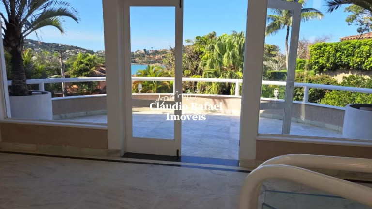 Imagem Casa com 6 Quartos à Venda, 386 m² em Ferradura - Armação Dos Búzios