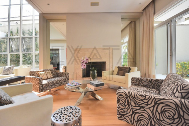 Imagem Casa com 4 Quartos à Venda, 500 m² em Jardim Morumbi - São Paulo Imagem Casa com 4 Quartos à Venda, 500 m² em Jardim Morumbi - São Paulo