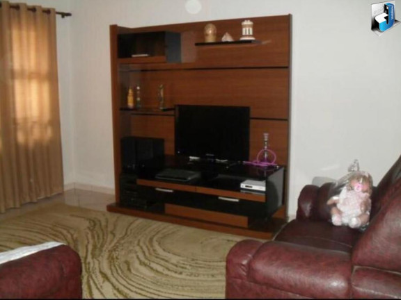 Imagem Casa com 3 Quartos à Venda, 181 m² em Jardim Saba - Tatuí
