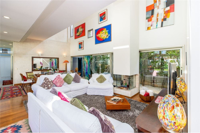 Imagem Casa com 4 Quartos à Venda, 350 m² em Granja Julieta - São Paulo Imagem Casa com 4 Quartos à Venda, 350 m² em Granja Julieta - São Paulo