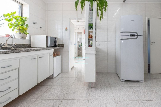 Imagem Apartamento com 3 Quartos à Venda, 135 m² em Moema - São Paulo
