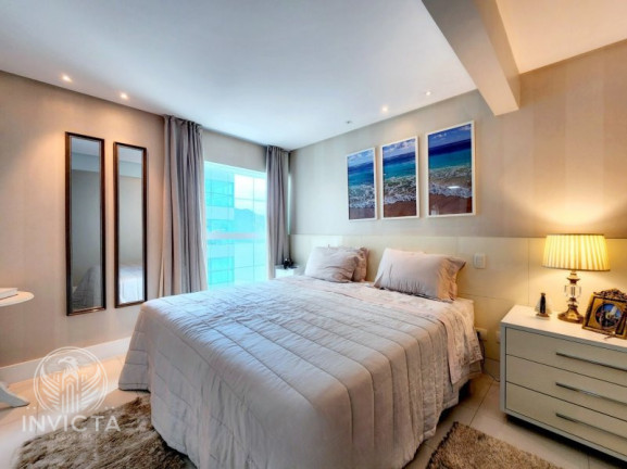 Imagem Apartamento com 3 Quartos à Venda, 200 m² em Centro - Balneário Camboriú
