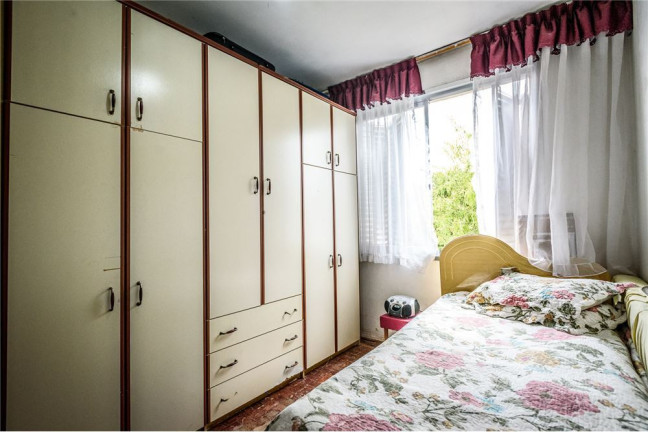 Imagem Imóvel com 4 Quartos à Venda, em Passo Da Areia - Porto Alegre Imagem Imóvel com 4 Quartos à Venda, em Passo Da Areia - Porto Alegre
