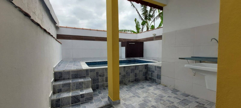 Imagem Casa com 2 Quartos à Venda, 150 m² em Jardim Leonor - Mongaguá Imagem Casa com 2 Quartos à Venda, 150 m² em Jardim Leonor - Mongaguá