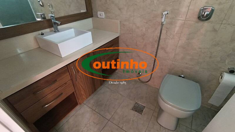 Imagem Apartamento com 3 Quartos à Venda, 119 m² em Maracanã - Rio De Janeiro Imagem Apartamento com 3 Quartos à Venda, 119 m² em Maracanã - Rio De Janeiro