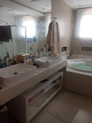 Imagem Casa com 3 Quartos à Venda, 388 m² em Pechincha - Rio De Janeiro