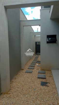 Imagem Sobrado com 3 Quartos à Venda, em Saguaçu - Joinville Imagem Sobrado com 3 Quartos à Venda, em Saguaçu - Joinville
