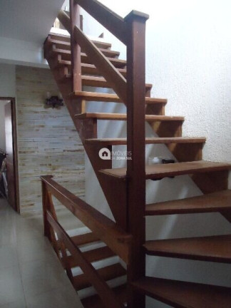 Imagem Casa com 3 Quartos à Venda, 177 m²