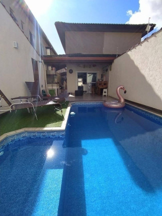 Imagem Casa com 4 Quartos à Venda, 154 m² em Canto Do Forte - Praia Grande Imagem Casa com 4 Quartos à Venda, 154 m² em Canto Do Forte - Praia Grande