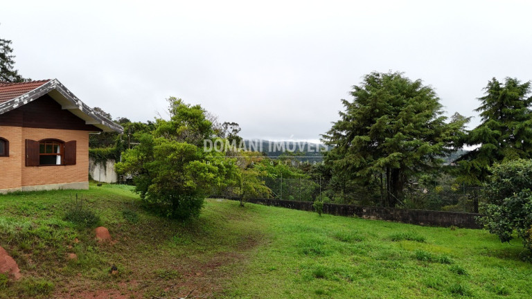 Imagem Casa com 4 Quartos à Venda, 314 m² em Região Do Alto Do Capivari - Campos Do Jordão Imagem Casa com 4 Quartos à Venda, 314 m² em Região Do Alto Do Capivari - Campos Do Jordão
