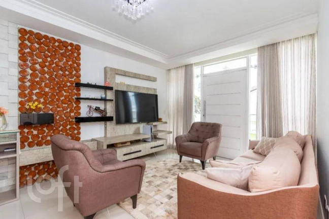 Imagem Sobrado com 3 Quartos à Venda, 180 m² em Boqueirão - Curitiba Imagem Sobrado com 3 Quartos à Venda, 180 m² em Boqueirão - Curitiba