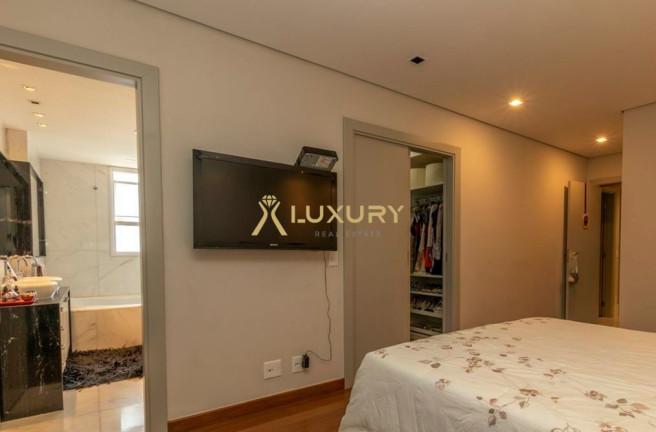 Imagem Imóvel com 4 Quartos à Venda, 274 m² em Vila Da Serra - Nova Lima Imagem Imóvel com 4 Quartos à Venda, 274 m² em Vila Da Serra - Nova Lima
