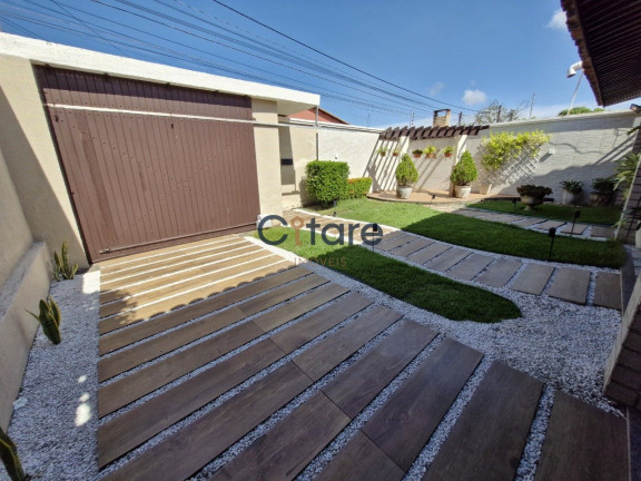 Imagem Casa com 3 Quartos à Venda, 360 m² em Edson Queiroz - Fortaleza Imagem Casa com 3 Quartos à Venda, 360 m² em Edson Queiroz - Fortaleza